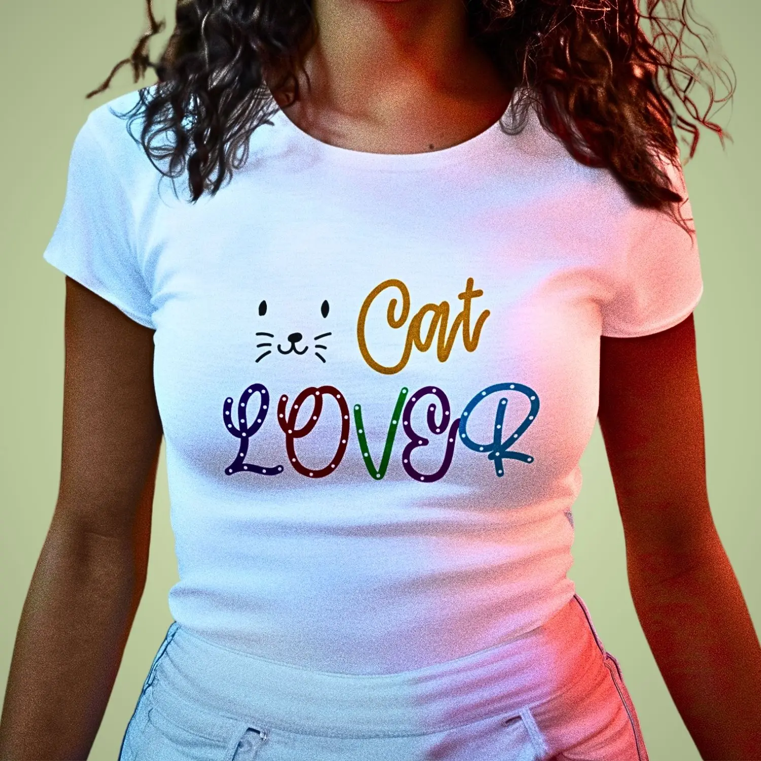 Camiseta com desenho de símbolo gato e do texto Cat Lover