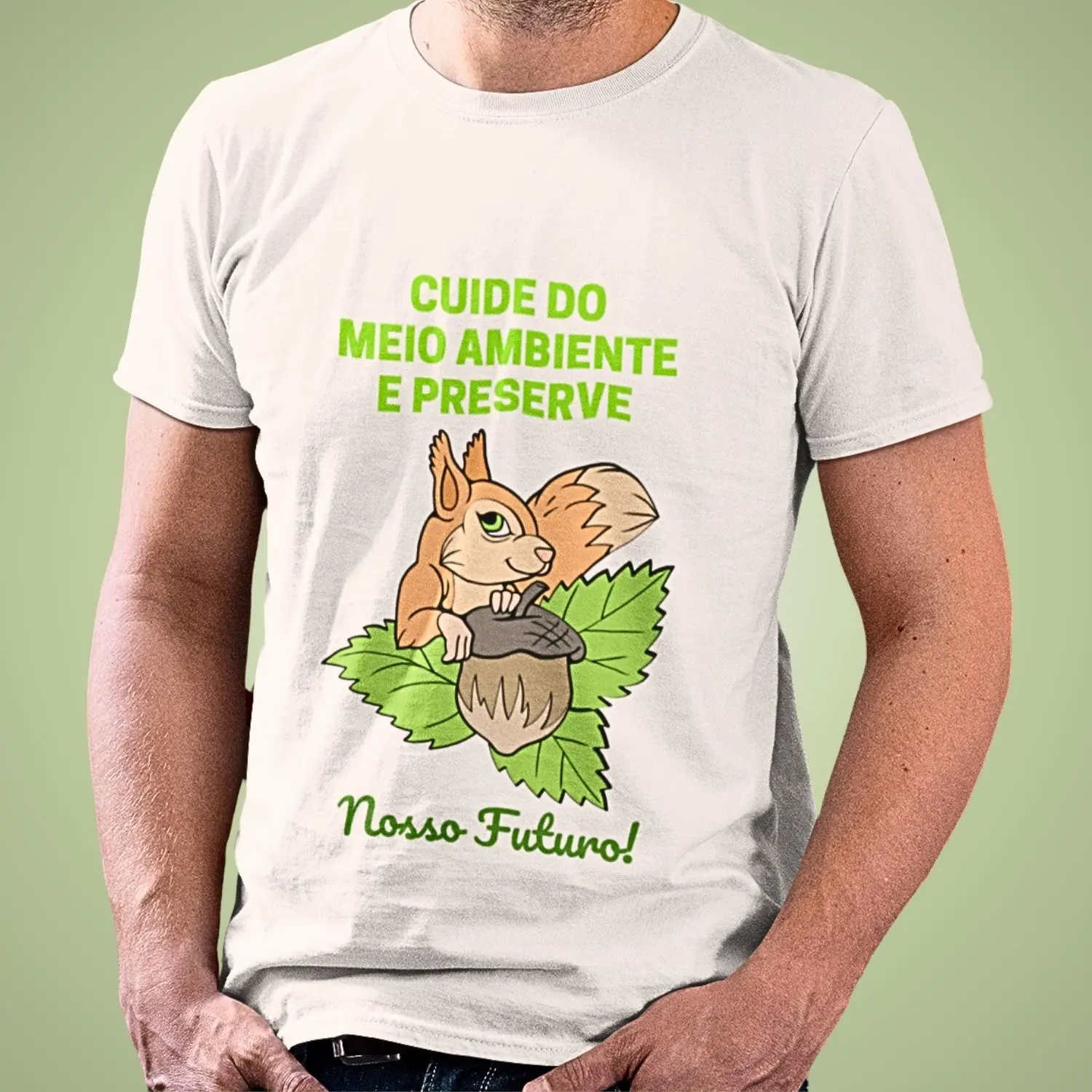 camiseta com desenho de um esquilo